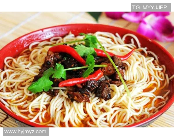 文班亚马北京之行低调逛商场品尝美味牛肉面引发关注